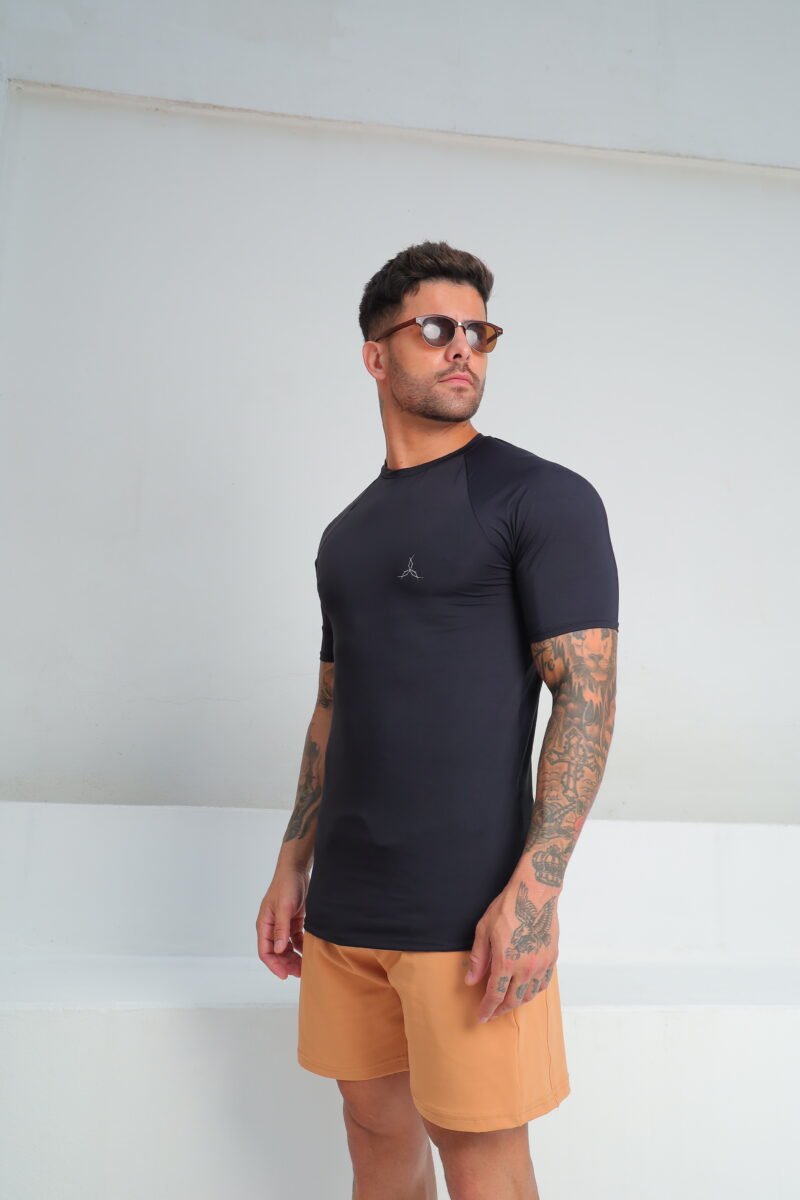 CAMISETA FUSION FIT PRETA - Imagem 4