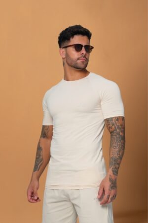 CAMISETA FUSION FIT CREME