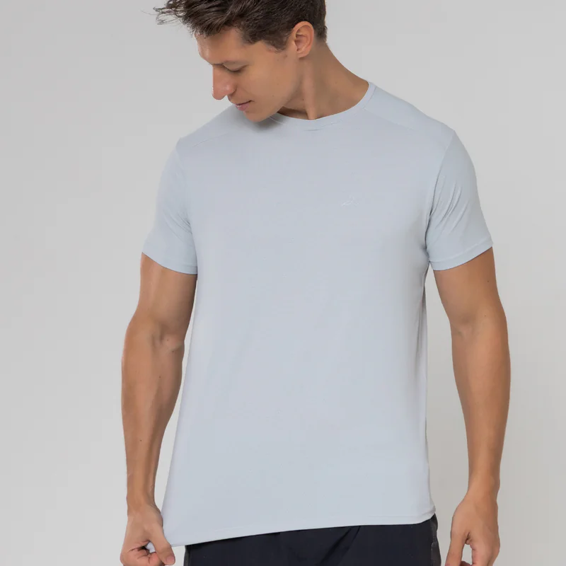 CAMISETA BÁSICA TECH FRESH MASCULINA – CINZA GELO