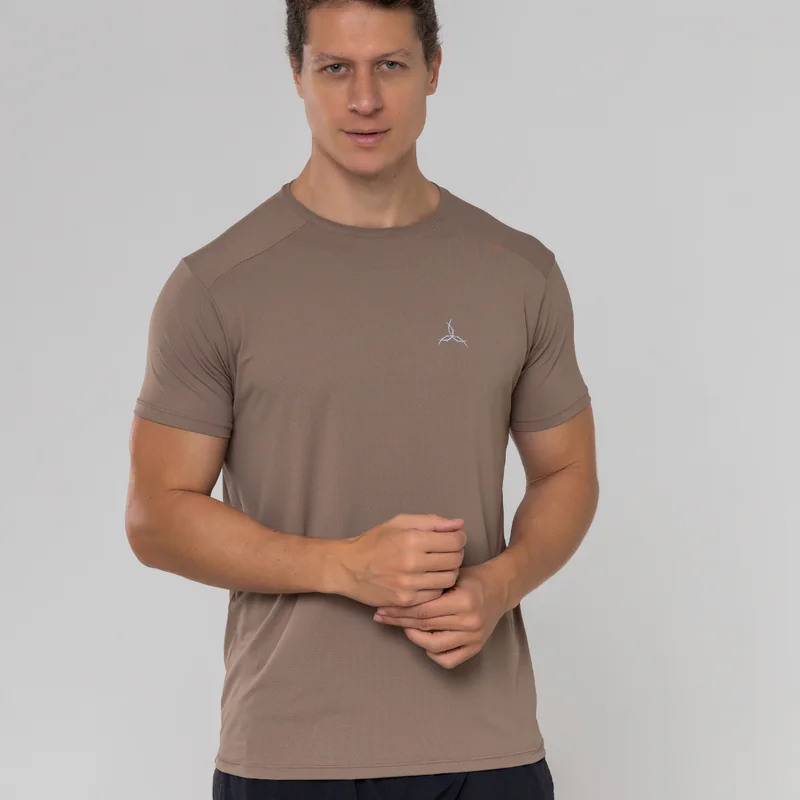 CAMISETA BÁSICA TECH FRESH MASCULINA – MARROM CLARO
